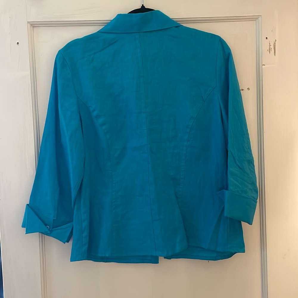 Blue Linen Button Up - Picture 5 of 7